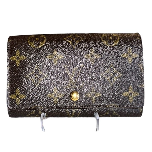 127 Louis Vuitton Monogram Porte Monnaie Tresor Bifold Wallet - Picture 1 of 16
